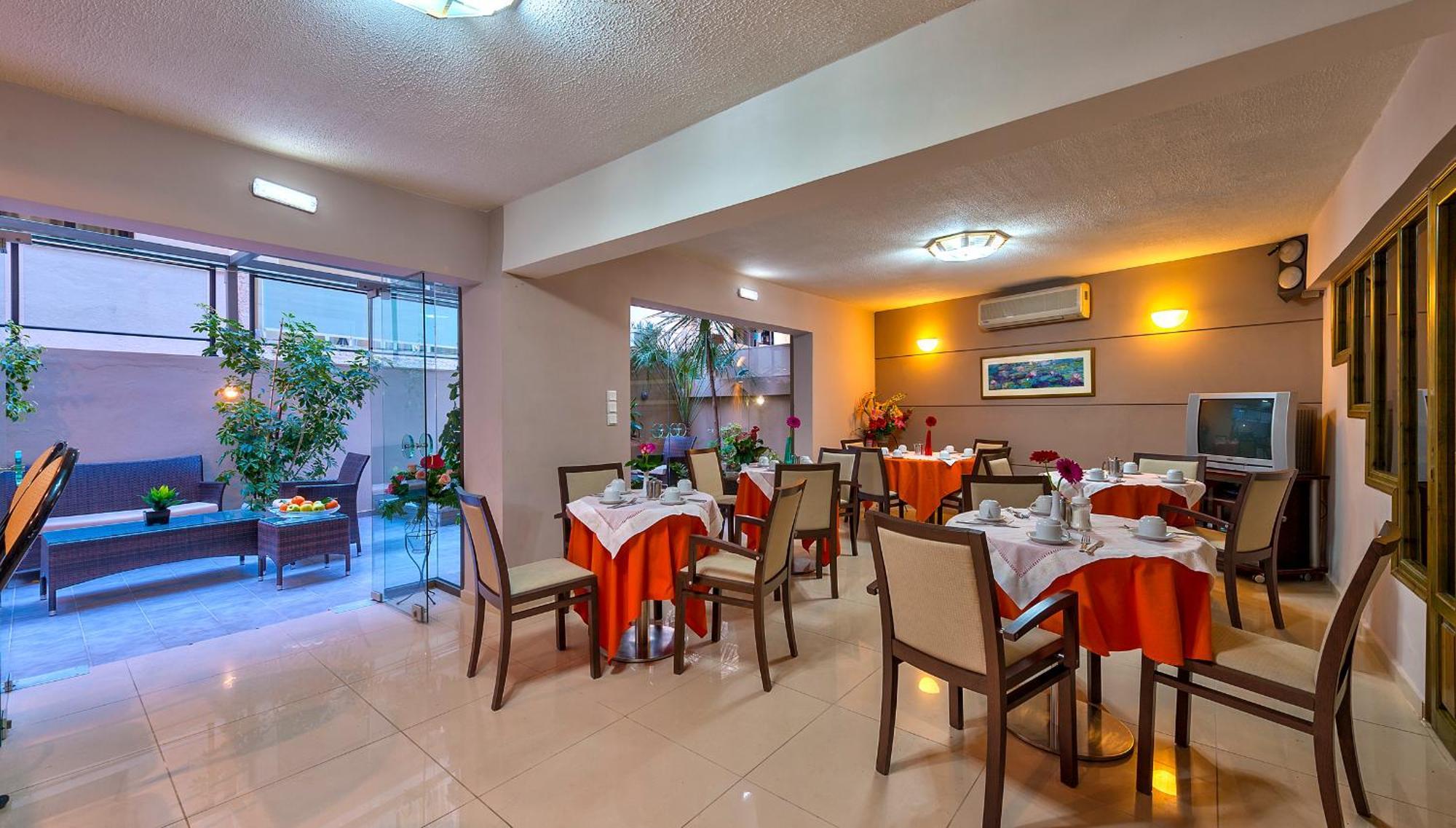 Leonidas Hotel & Apartments Rethymno  Exterior photo